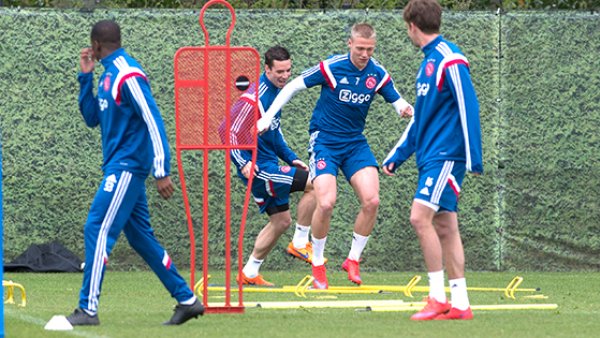 虽然前者面 虽然前者面