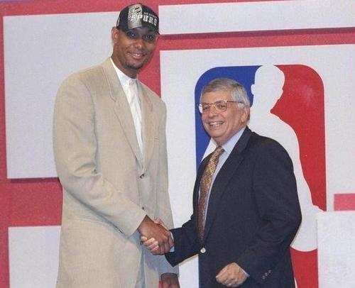 距离强点实 距离强点实